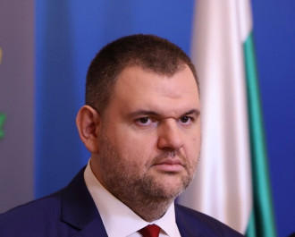 Делян Пеевски, лидер на ДПС и ПГ на ДПС-НОВО НАЧАЛО:  Скърбим за погубените млади животи! Да помогнем на пострадалите в Кочани!