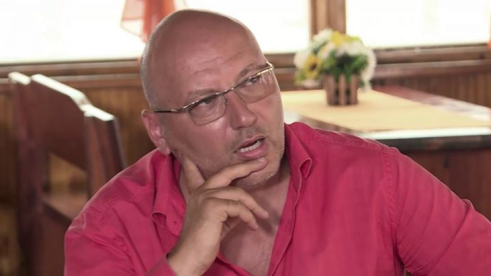 НЯМА ДА ПОВЯРВАТЕ! Това е сестрата на шеф Иван Манчев: Никога не я е показвал публично! (СНИМКИ)