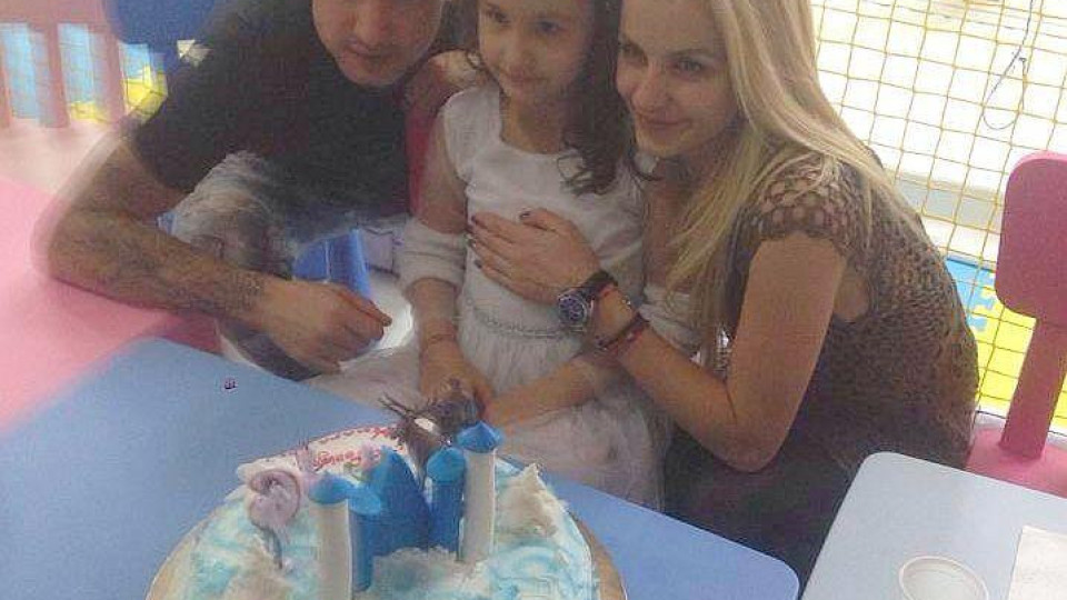 ГРОЗНО!! Мартин Чой жестоко смразен с майката на дъщеря си: Никой не знае дори името й! (дано не стане така и с Натали - СНИМКИ)