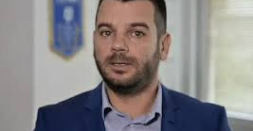 За кого се мисли?! Дебелите могат да отслабнат, но лилипутът Иванчо няма да стане по-висок!