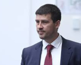 Запорираха и колите на Ивелин Михайлов