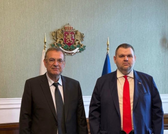 Делян Пеевски, лидер на ДПС и ПГ на ДПС-НОВО НАЧАЛО се срещна с доц. д-р Джевдет Чакъров. Обединение в името на хората и целостта на ДПС