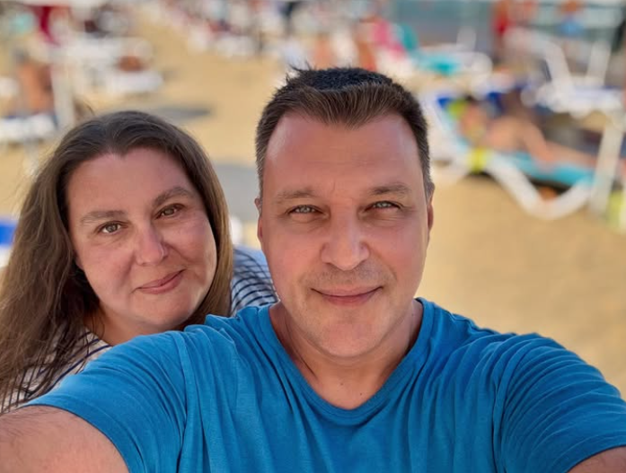 ГОРЧИВО!! Христо Калоферов тайно сключи брак с Мила и я показа на света: Синът им щастлив на сватбата! (СНИМКИ)