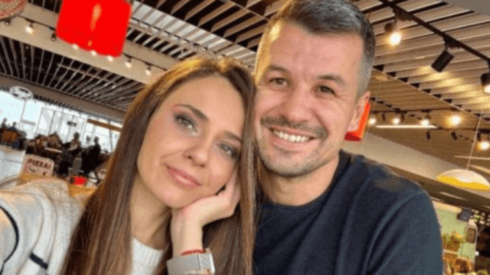 Хубавата Бесте Сабри се омъжила тайно за Айкут?