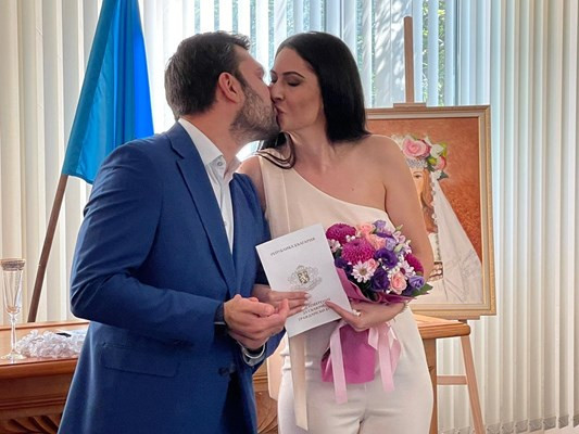 Министерша става водеща в Нова