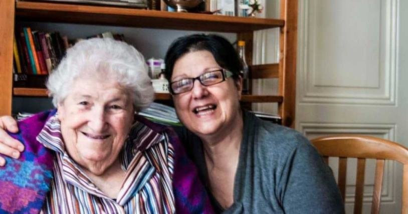 Реставраторката Анета Теменугова в навечерието на 100-годишнината на майка й – Голямата актриса на малките роли Надя Тодорова: На 1 ноември ще й поставят паметна плоча на читалището в Асеновград, а догодина ще има и паметник
