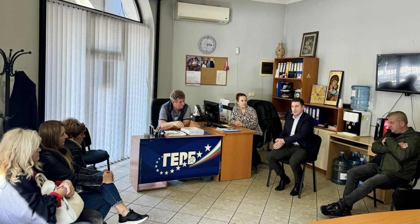 След рейда на ГЕРБ по места: Атака към министри на БСП и ИТН, не искат избори, а Борисов - премиер