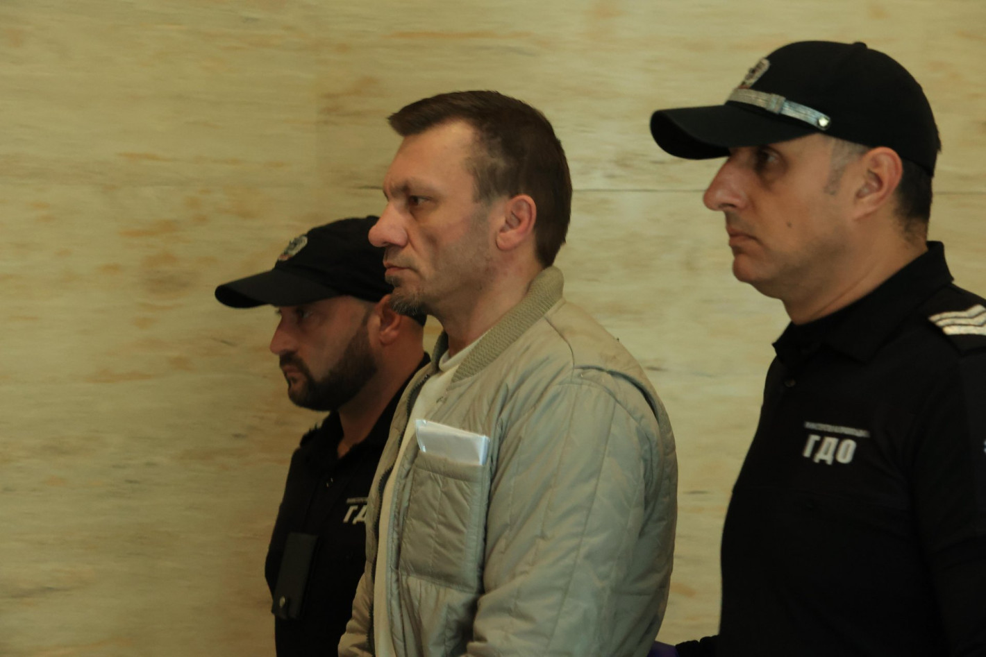 Станимир Хасърджиев: Не съм докосвал това момче и ще го докажа (снимки/видео)
