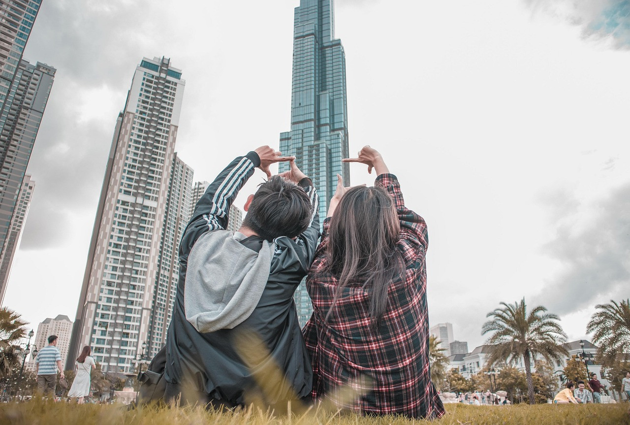 Светът зове – нови истории и вдъхновения с TravelLove