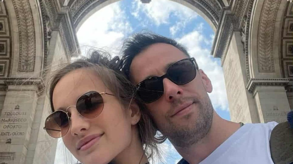 ЛЕЛЕЕЕ!!! Бременното гадже на Бойко Кръстанов в гореща секси фотосесия! (Лидия била много разчупена, бе - СНИМКИ)