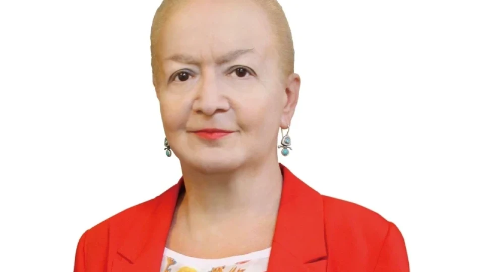 Как Алена прави хороскопи за Би Ти Ви като е мъртва