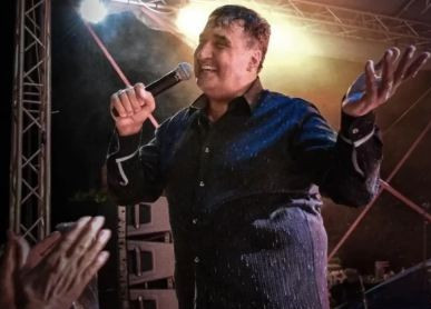 Веселин Маринов призна: Дойдох в София без пукнат лев и бачках по нощни барове