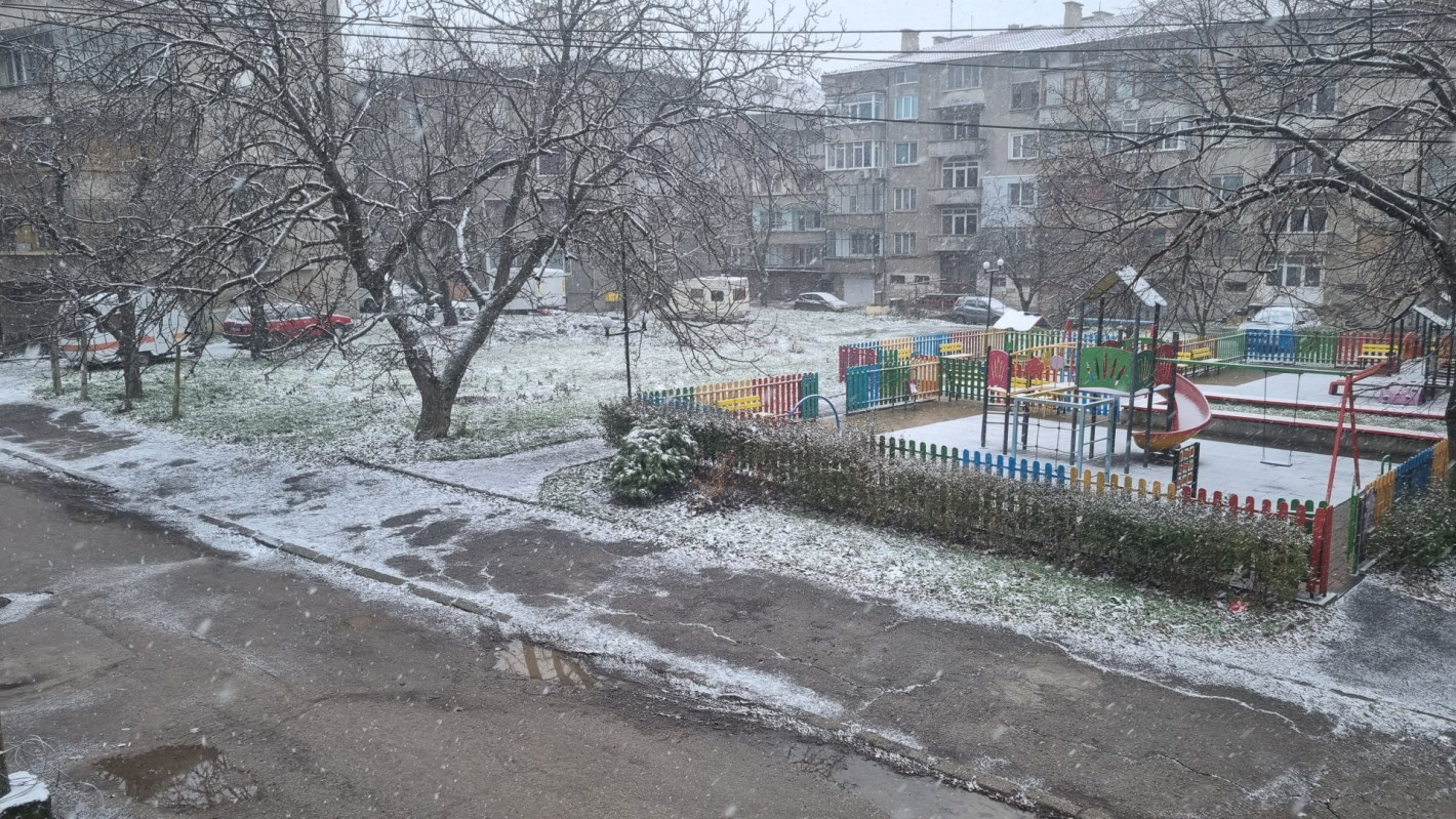 Половин България в ледена прегръдка, в Рила и Пирин с усещане за минус 47 градуса (снимки)
