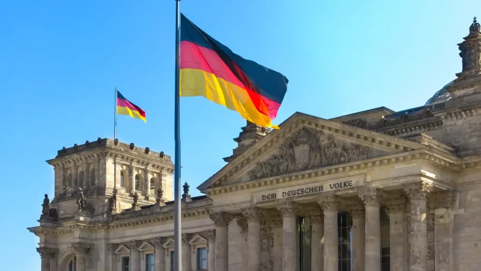 Германия забрани на мъжете да напускат държавата без разрешение