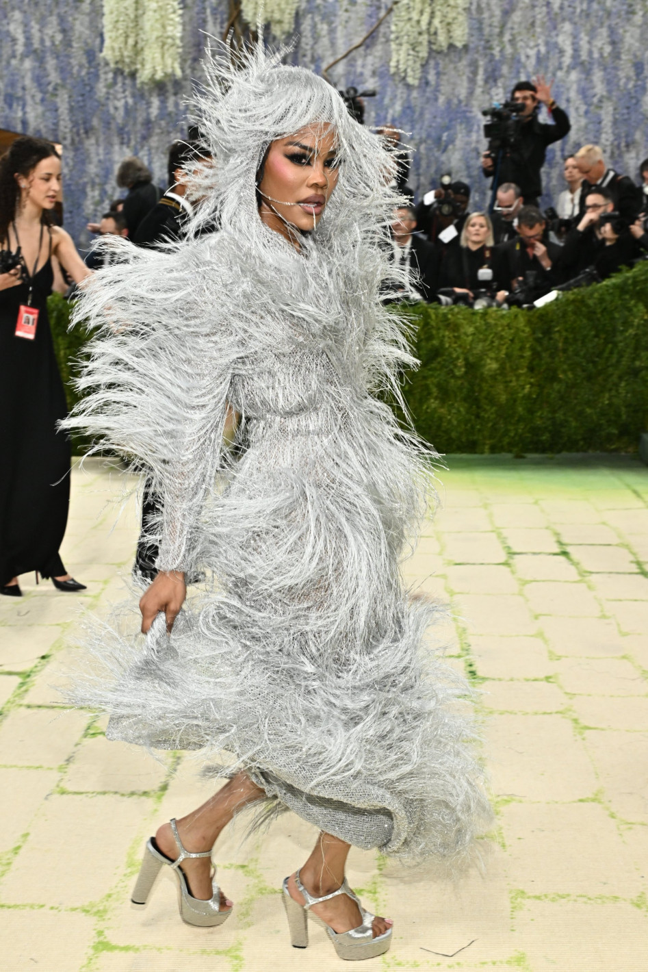 Met Gala 2026: Звездите превърнаха изкуството в бутафория и шоу (снимки/видео)