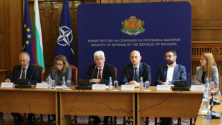 Военната прокуратура и ДАНС проверяват договори за над 100 милиона лева в МО