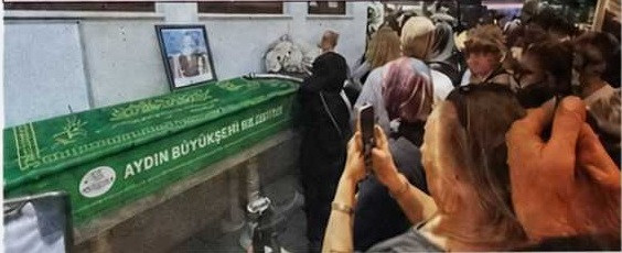 Едже Иртем умря на 35 след запой