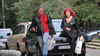 Петя Буюклиева наби мъжа си в супермаркет