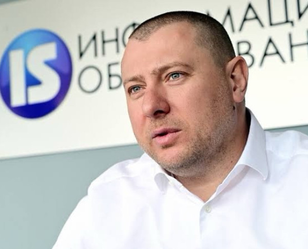 ВИЖТЕ КАК ИВАЙЛО ФИЛИПОВ КОНТРОЛИРА ДИГИТАЛНАТА ДЪРЖАВА ЗАД ГЪРБА НА ПРАВИТЕЛСТВОТО? (РАЗСЛЕДВАНЕ)
