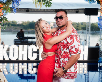 Кризата на 50-така ли го удари?! Надя издра лицето на Коцето: Чука ли я тая голата, бе?! (няма да повярвате коя е - СНИМКИ)