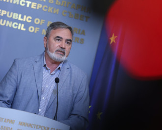 Доц. Ангел Кунчев подаде оставка