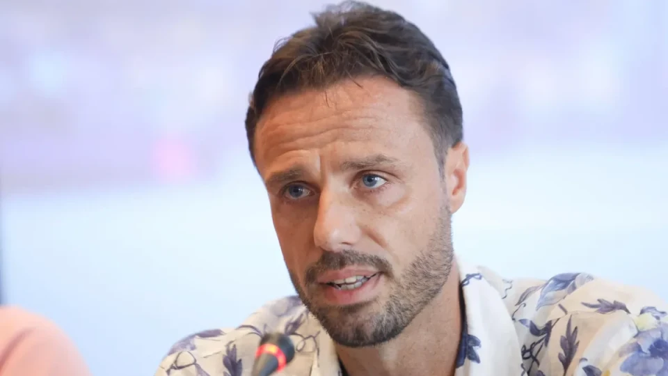 Волейболистът легенда Теодор Салпаров: 2 пъти ми предлагаха руски паспорт и 5-6 пъти ме каниха в политиката