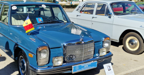 Лимузините на Чаушеску и караваните на свободата: Букурещ показва две лица на една епоха (снимки/видео)