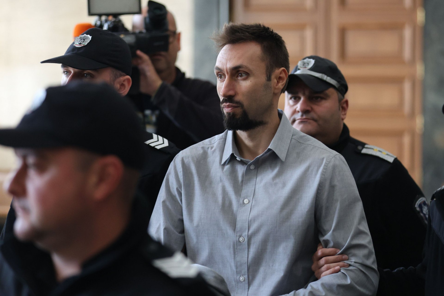 Делото "Евгения" приключи: Съпругът-убиец ще лежи 20 г., а баща му е оправдан